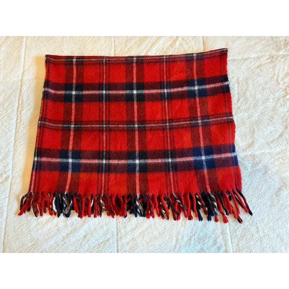 Vintage Faribo Acrylic Red Black & White Plaid Stadium Throw/Lap Blanket 52x45